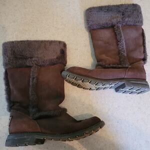 Skechers Womens Boots 7.5 Brown Faux Sherpa Fur Lined Winter Comfort Casual